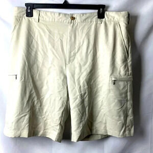 IZOD GOLF CLASSIC‎ MENS SIZE 40 LIGHT TAN GOLF SHORT GOOD CLEAN CONDITION
